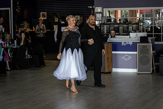 Tony & Lisa Dance